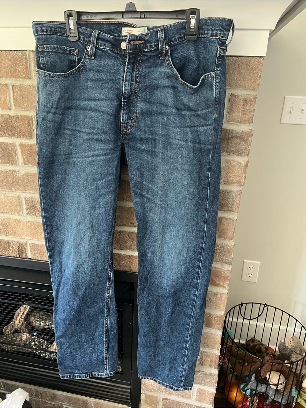 Levi's Mid Blue Straight Jeans